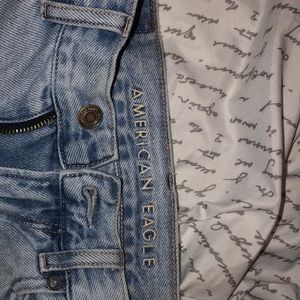 American eagle mom jeans